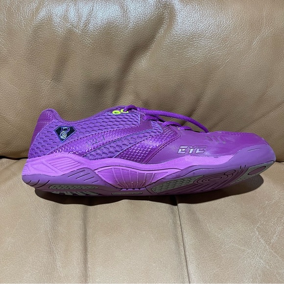 Eye Gel Non marking shoes size US8 unisex - Picture 5 of 6